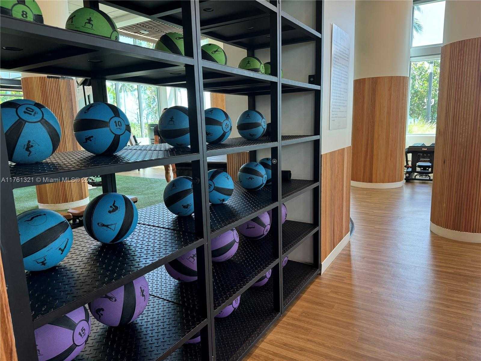 Small Image of 1500 BAY RD #1562S, Miami Beach Number 21
