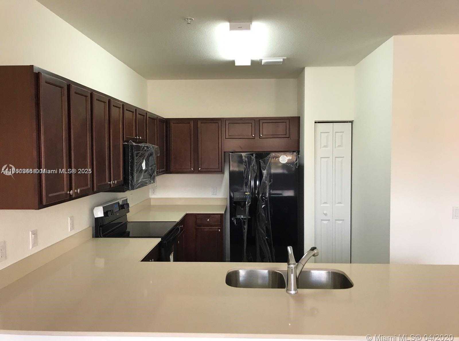 Small Image of 230 NORTH WEST 109TH AVE #111, Miami Number 3