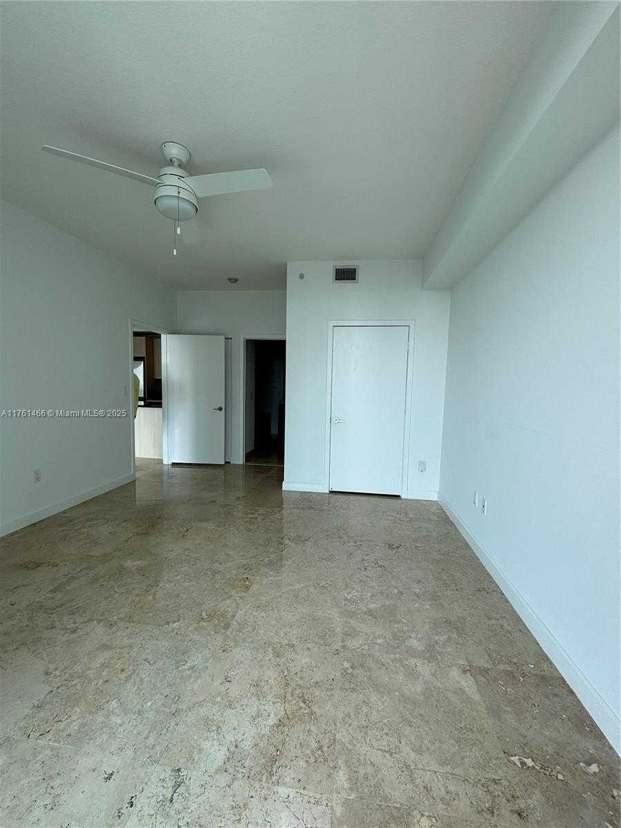 Small Image of 79 SOUTH WEST 12TH ST #2703-S, Miami Number 16