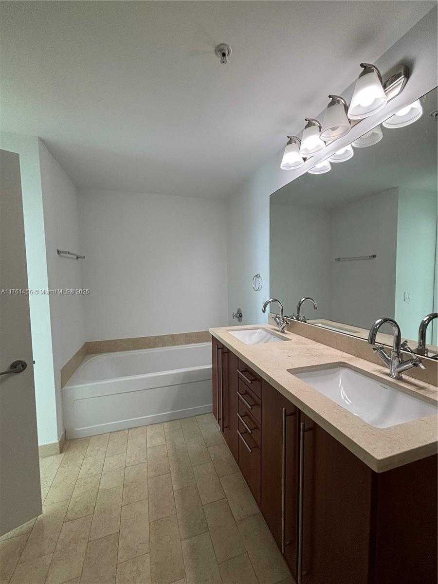 Small Image of 79 SOUTH WEST 12TH ST #2703-S, Miami Number 20