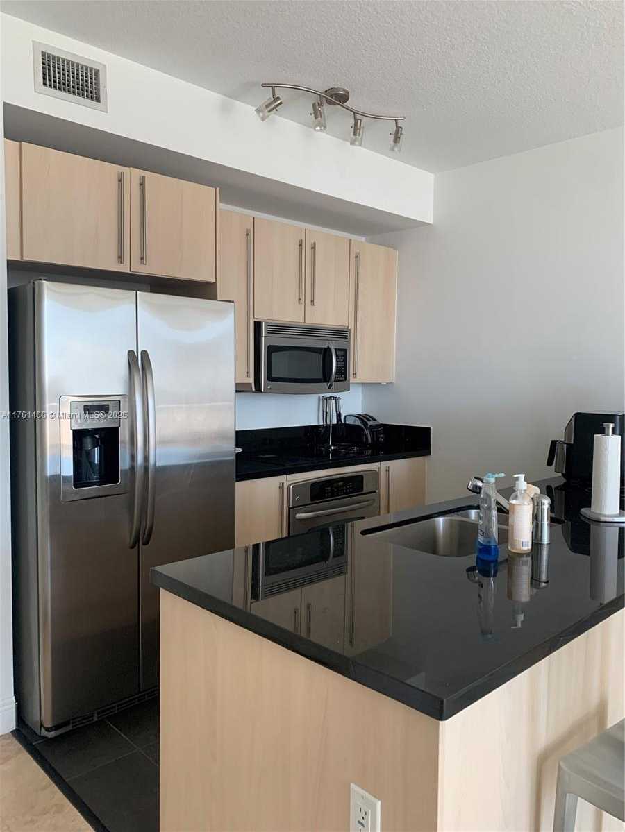 Small Image of 79 SOUTH WEST 12TH ST #2703-S, Miami Number 9