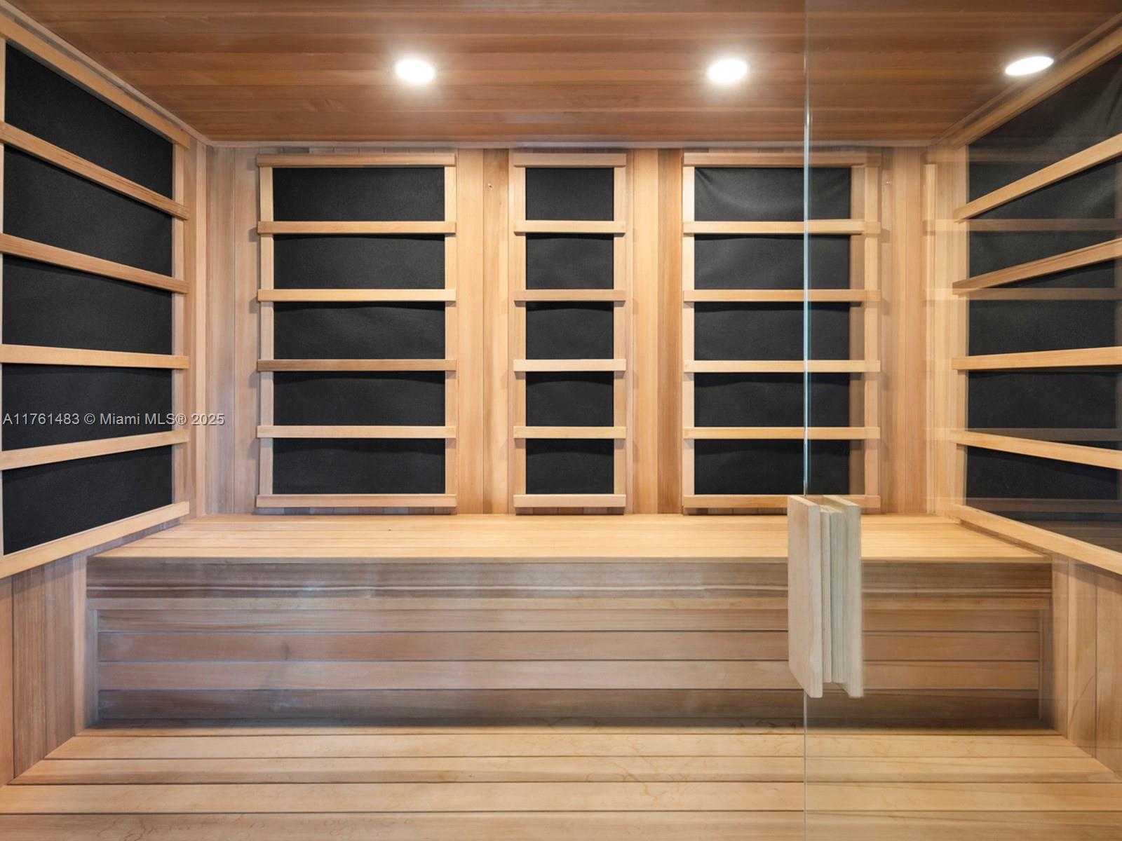 Small Image of 94 SOUTH HIBISCUS DR, Miami Beach Number 22