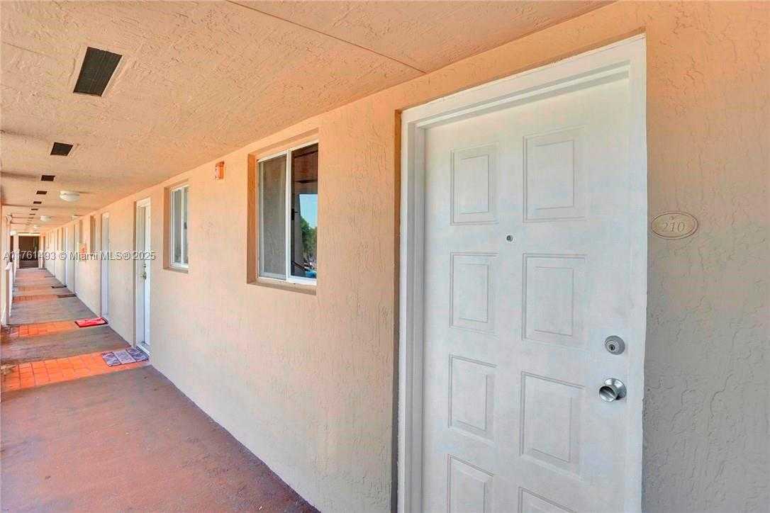 Small Image of 7755 WEST 30TH CT #E-210, Hialeah Number 5