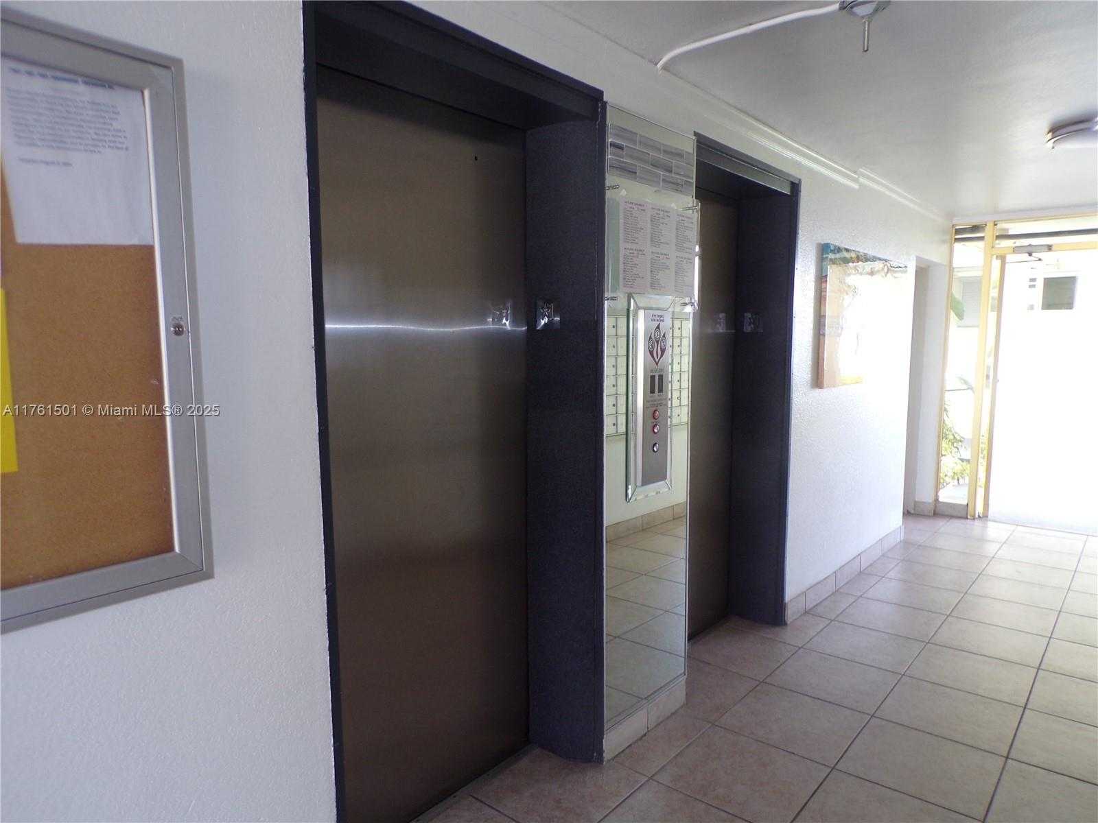 Small Image of 3010 MARCOS DR #R412, Aventura Number 10