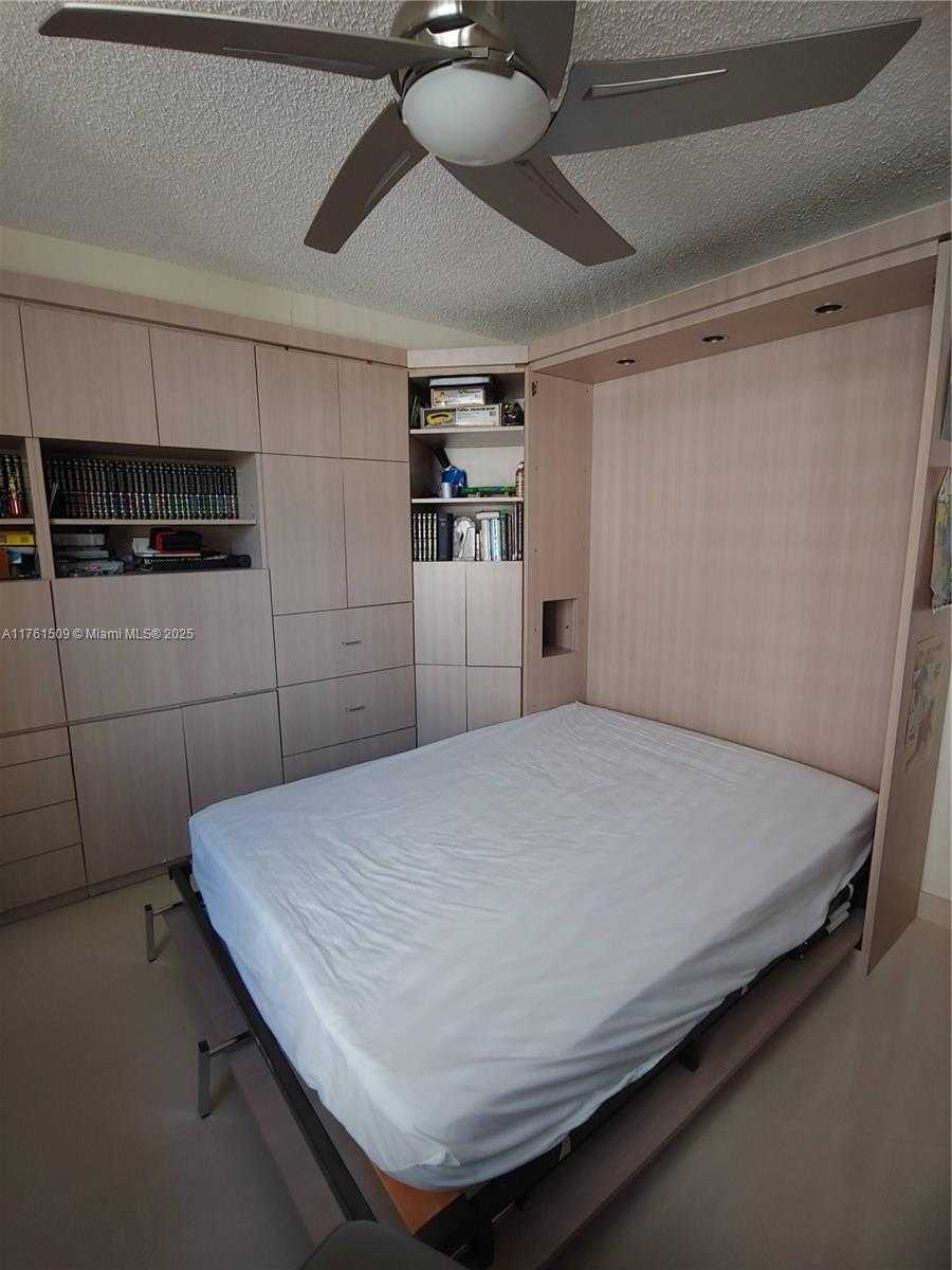 Small Image of 19101 NORTH EAST 36TH CT #707, Aventura Number 14