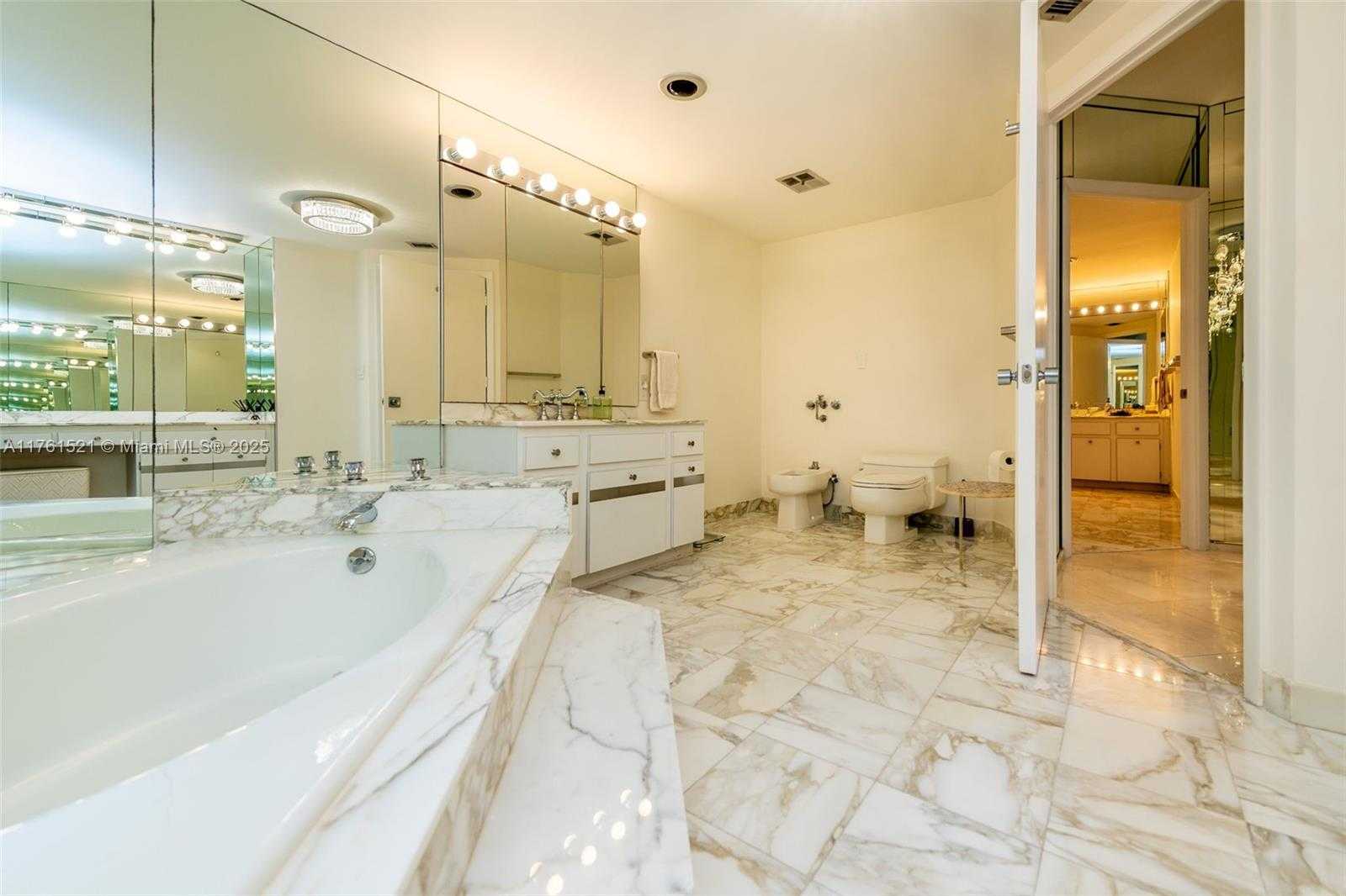 Small Image of 10155 COLLINS AVE #1009, Bal Harbour Number 55