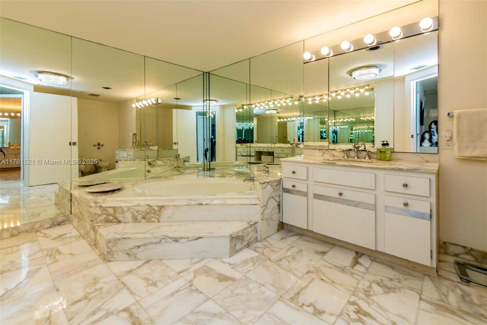 Small Image of 10155 COLLINS AVE #1009, Bal Harbour Number 56