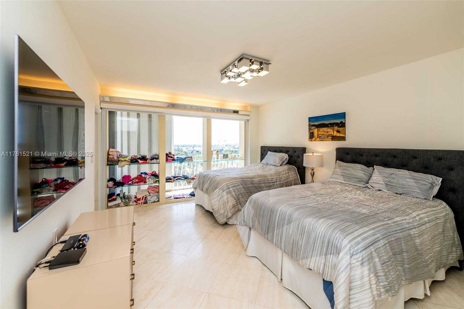Small Image of 10155 COLLINS AVE #1009, Bal Harbour Number 60