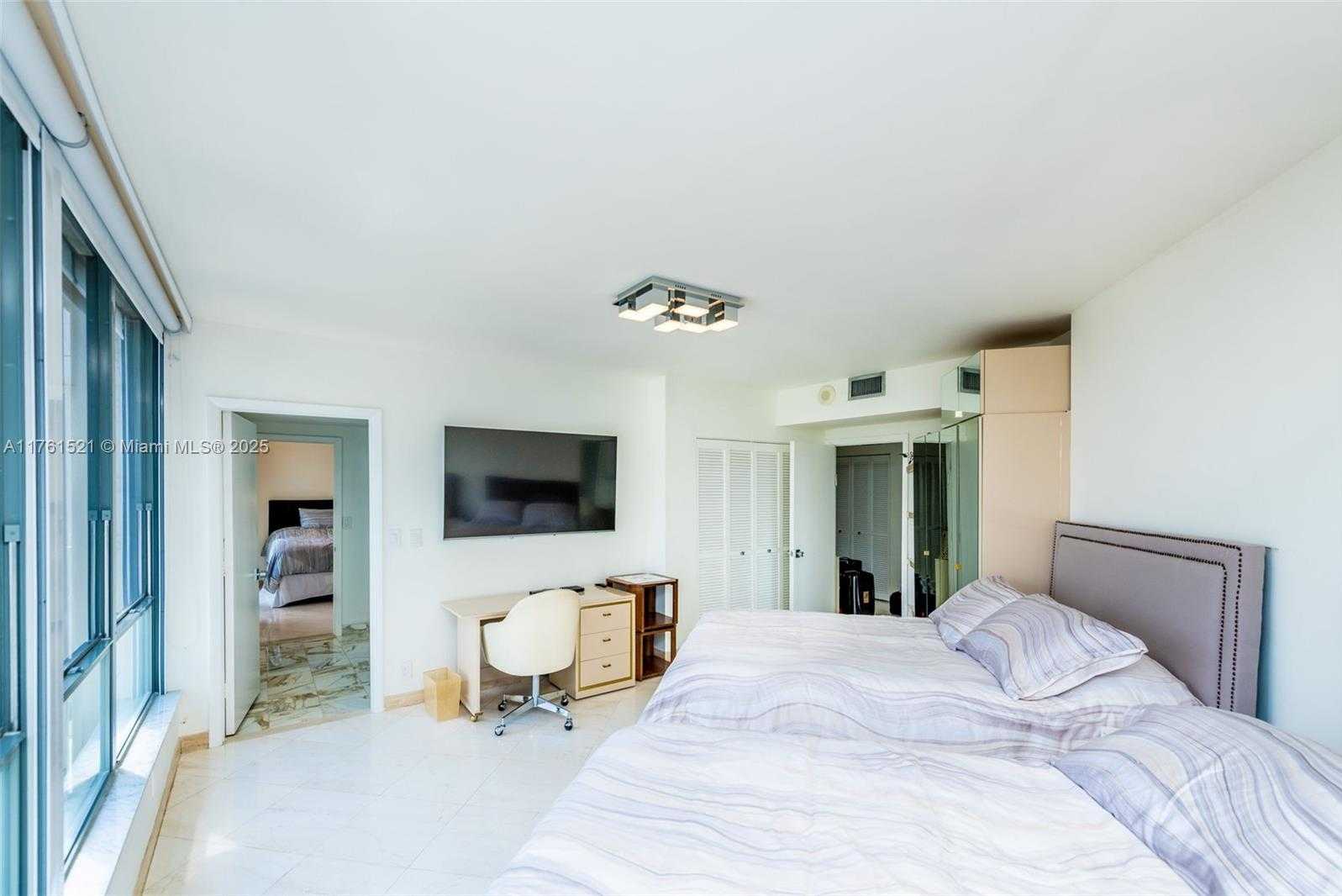 Small Image of 10155 COLLINS AVE #1009, Bal Harbour Number 62