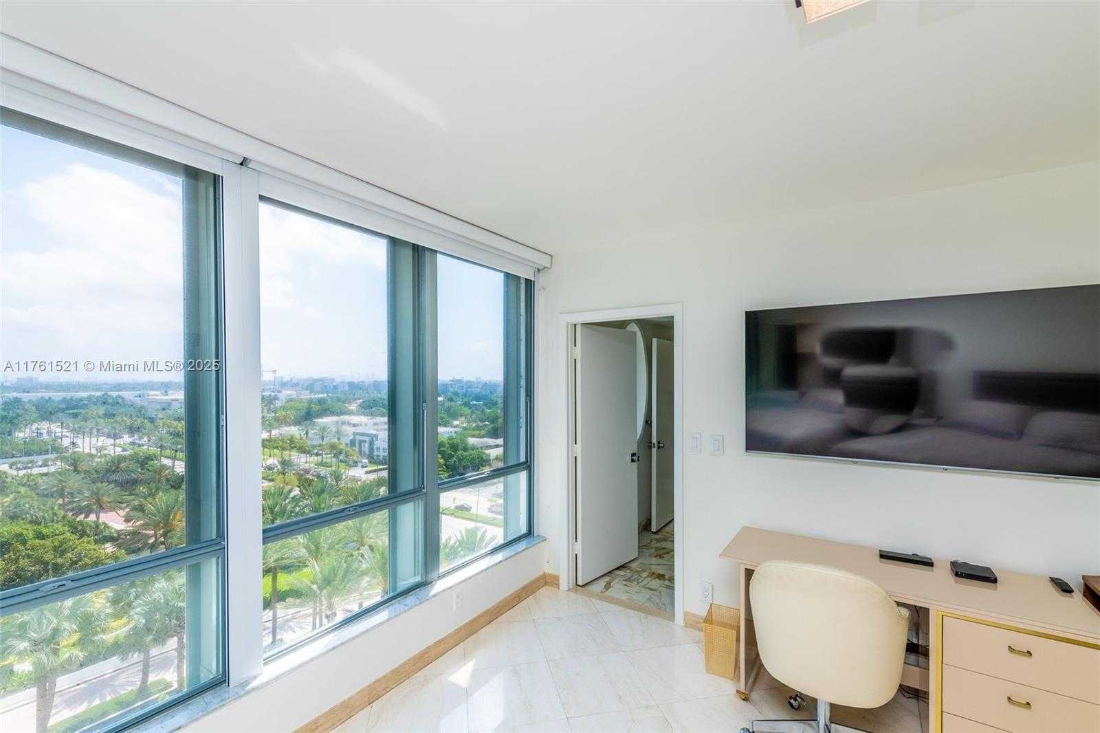 Small Image of 10155 COLLINS AVE #1009, Bal Harbour Number 64