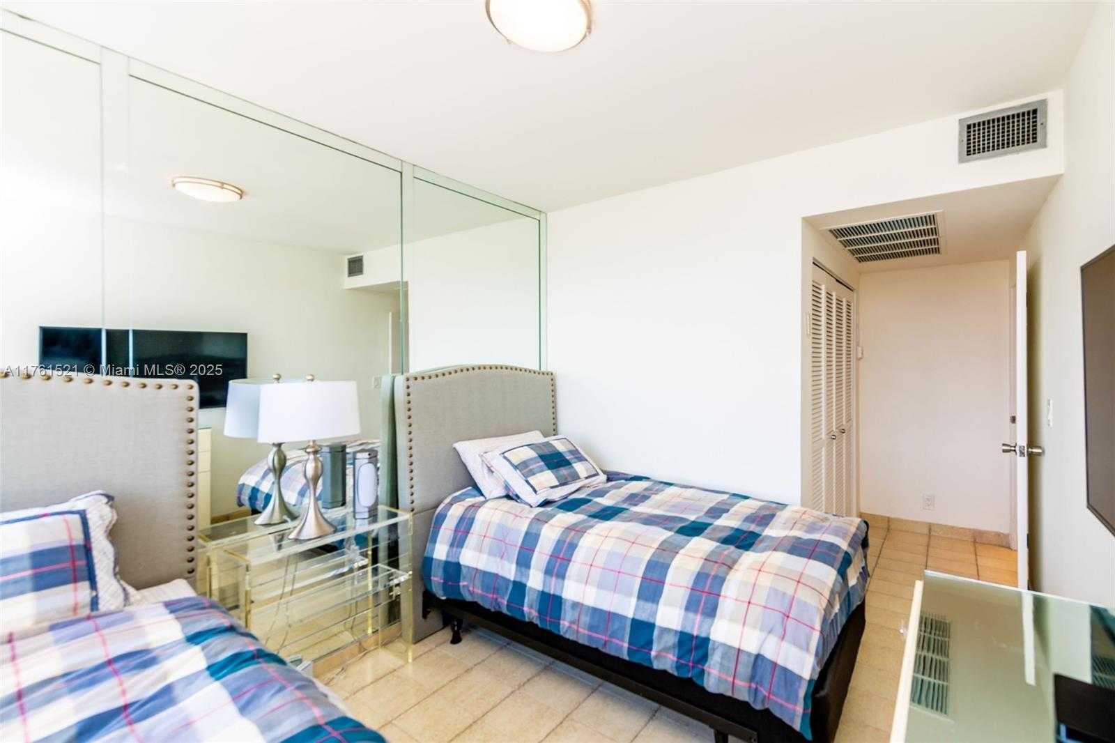 Small Image of 10155 COLLINS AVE #1009, Bal Harbour Number 68