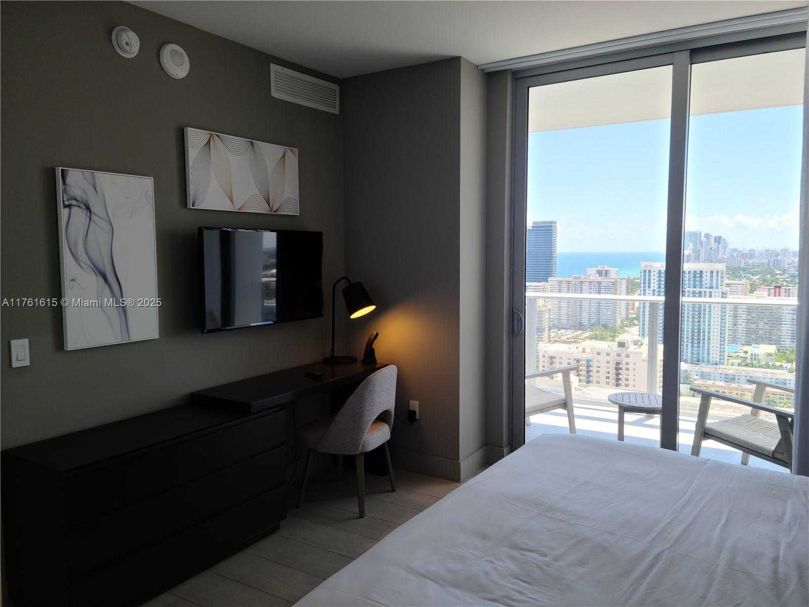 Small Image of 4010 SOUTH OCEAN DR #R3309, Hollywood Number 13