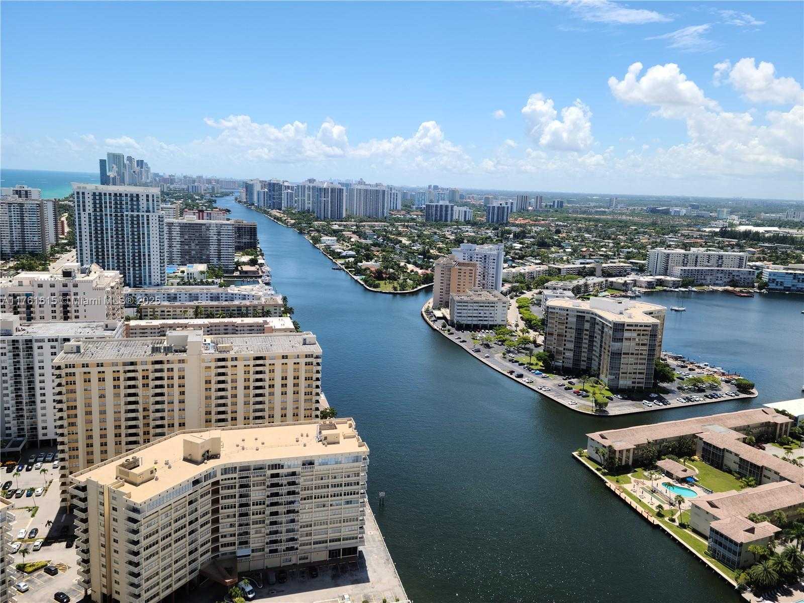 Small Image of 4010 SOUTH OCEAN DR #R3309, Hollywood Number 2