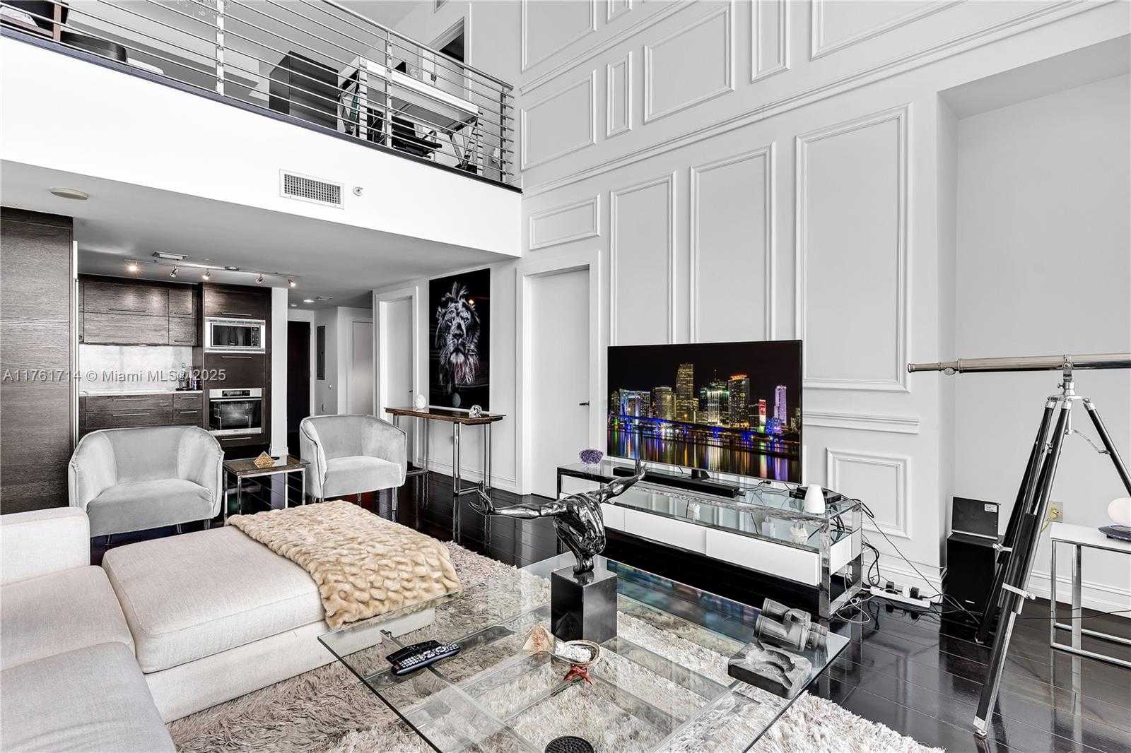 Small Image of 900 BISCAYNE BLVD #909, Miami Number 16
