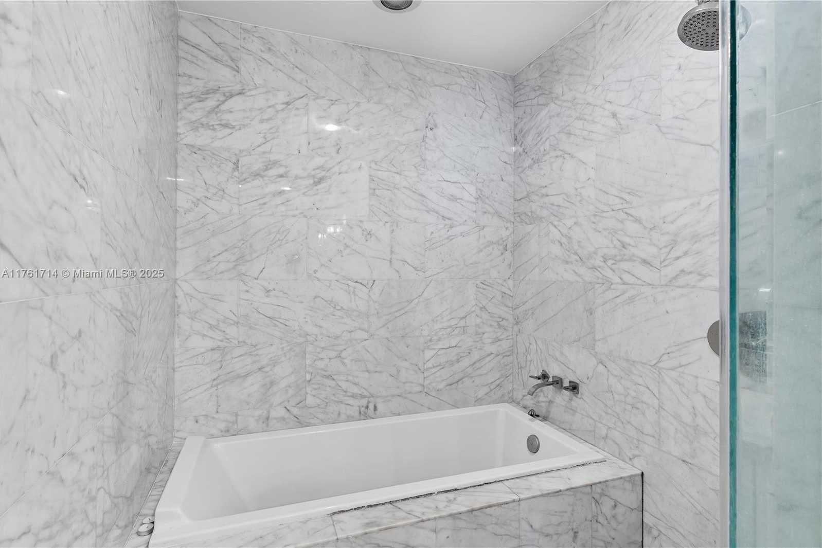 Small Image of 900 BISCAYNE BLVD #909, Miami Number 27