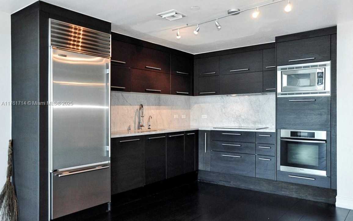 Small Image of 900 BISCAYNE BLVD #909, Miami Number 5