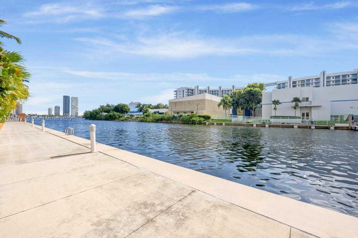 Small Image of 3330 NORTH EAST 190TH ST #1918, Aventura Number 33