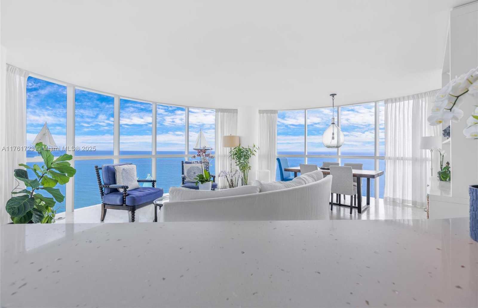 Small Image of 6301 #2301, Miami Beach Number 10