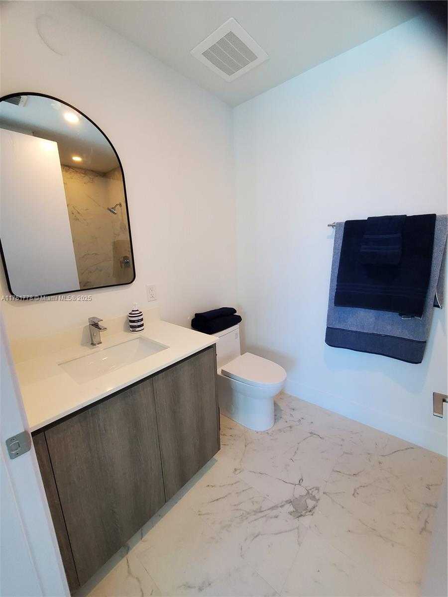Small Image of 17550 COLLINS AVE #1403, Sunny Isles Beach Number 13