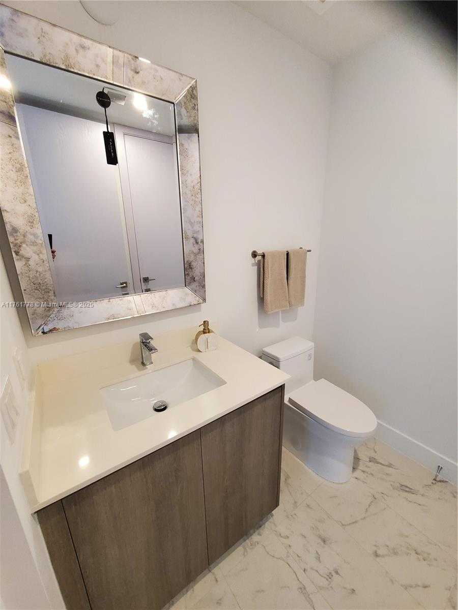 Small Image of 17550 COLLINS AVE #1403, Sunny Isles Beach Number 18