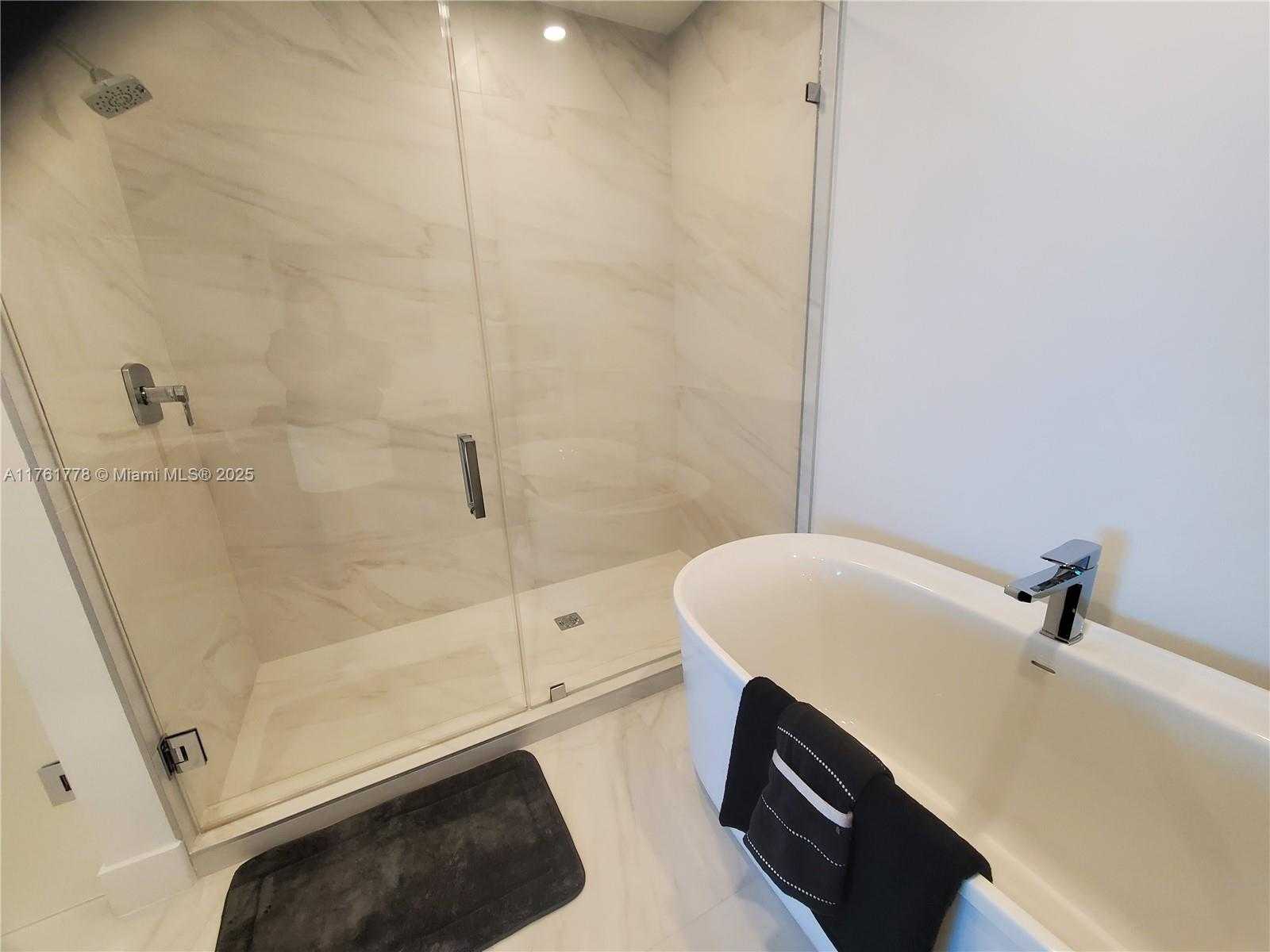 Small Image of 17550 COLLINS AVE #1403, Sunny Isles Beach Number 20