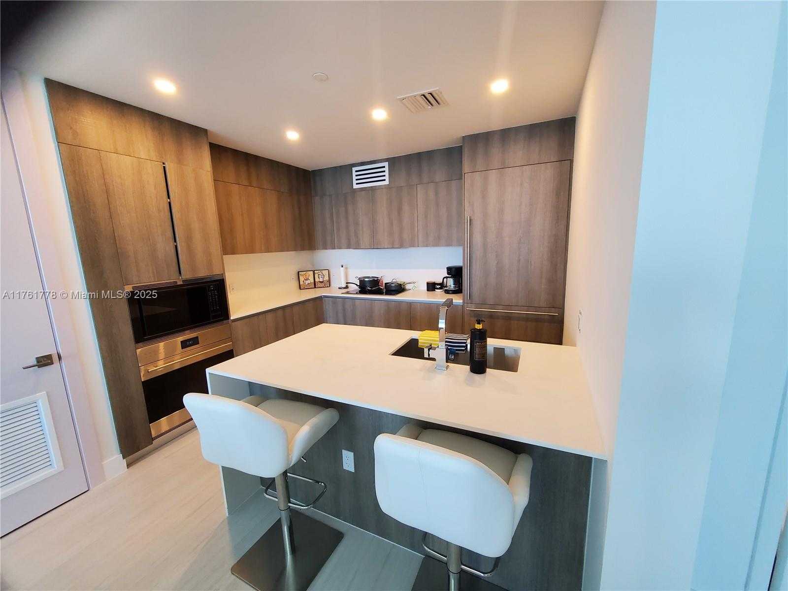 Small Image of 17550 COLLINS AVE #1403, Sunny Isles Beach Number 28