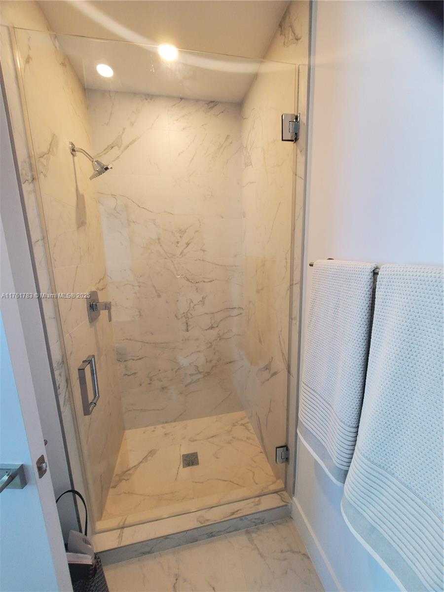 Small Image of 17550 COLLINS #1402, Sunny Isles Beach Number 13
