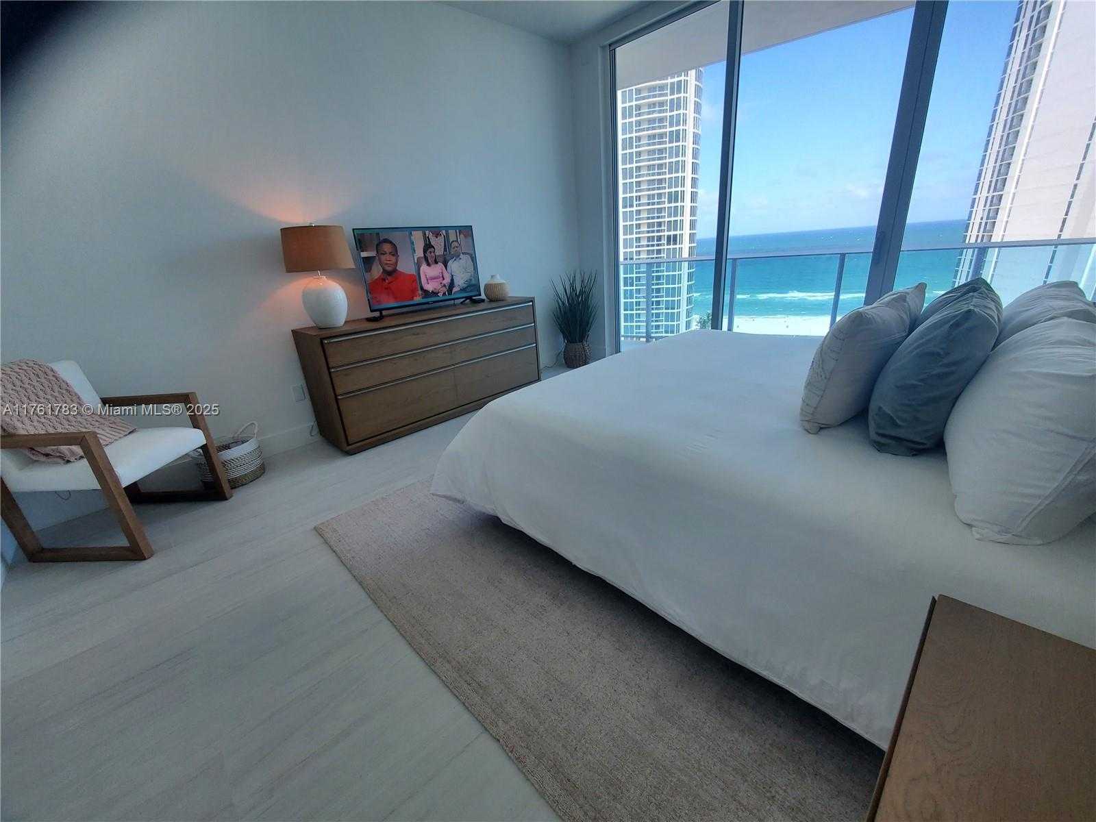 Small Image of 17550 COLLINS #1402, Sunny Isles Beach Number 22