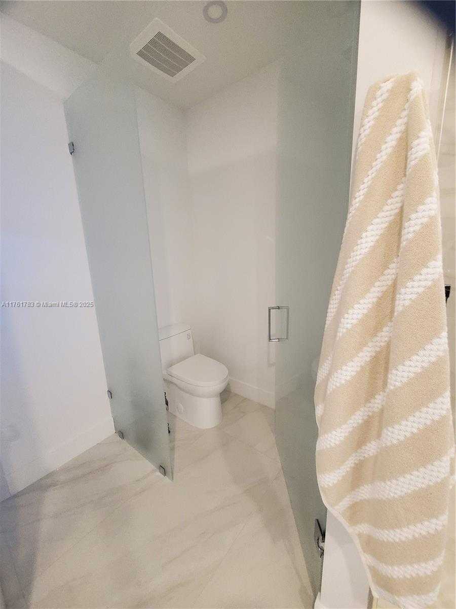 Small Image of 17550 COLLINS #1402, Sunny Isles Beach Number 27