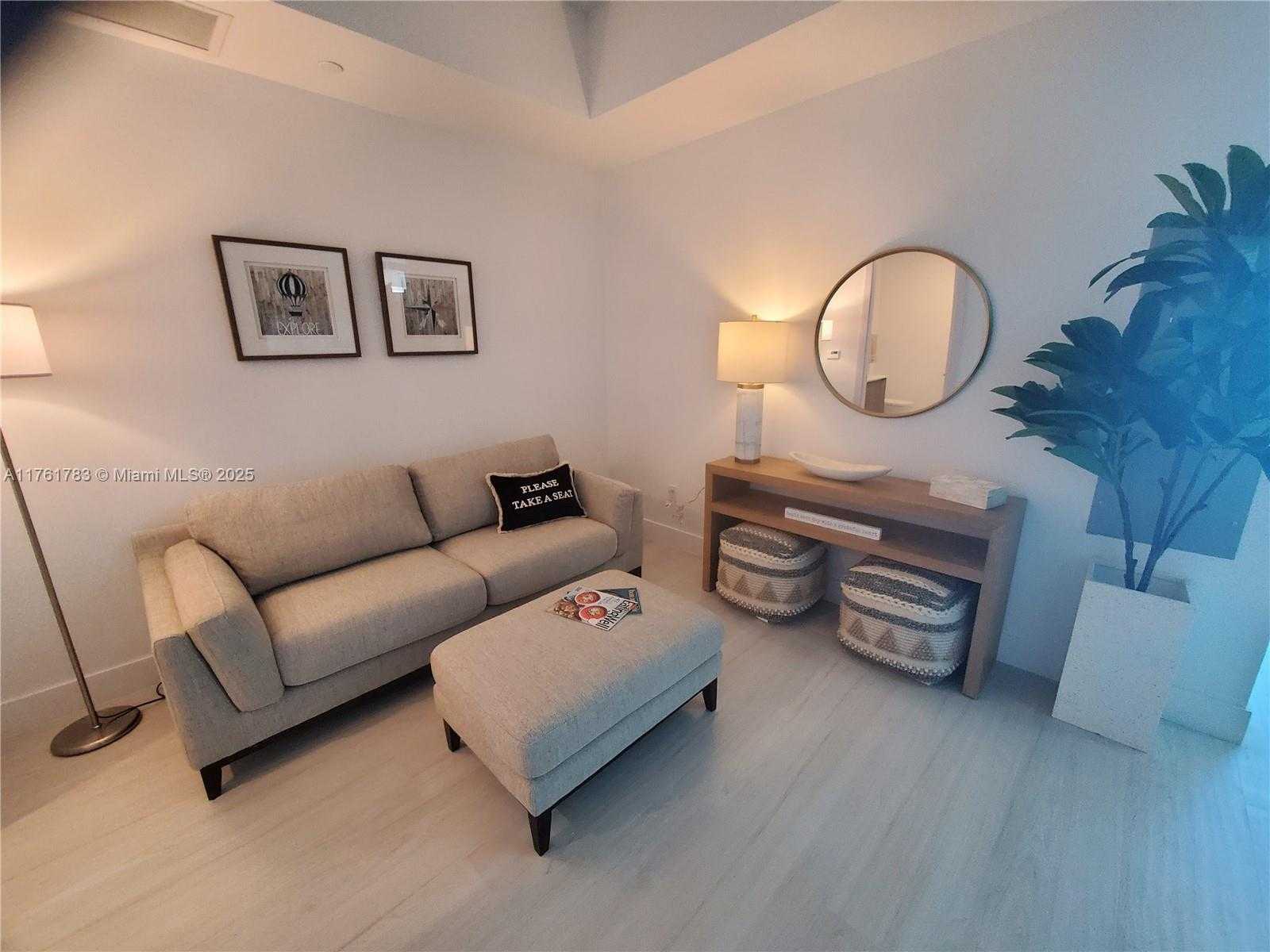 Small Image of 17550 COLLINS #1402, Sunny Isles Beach Number 3