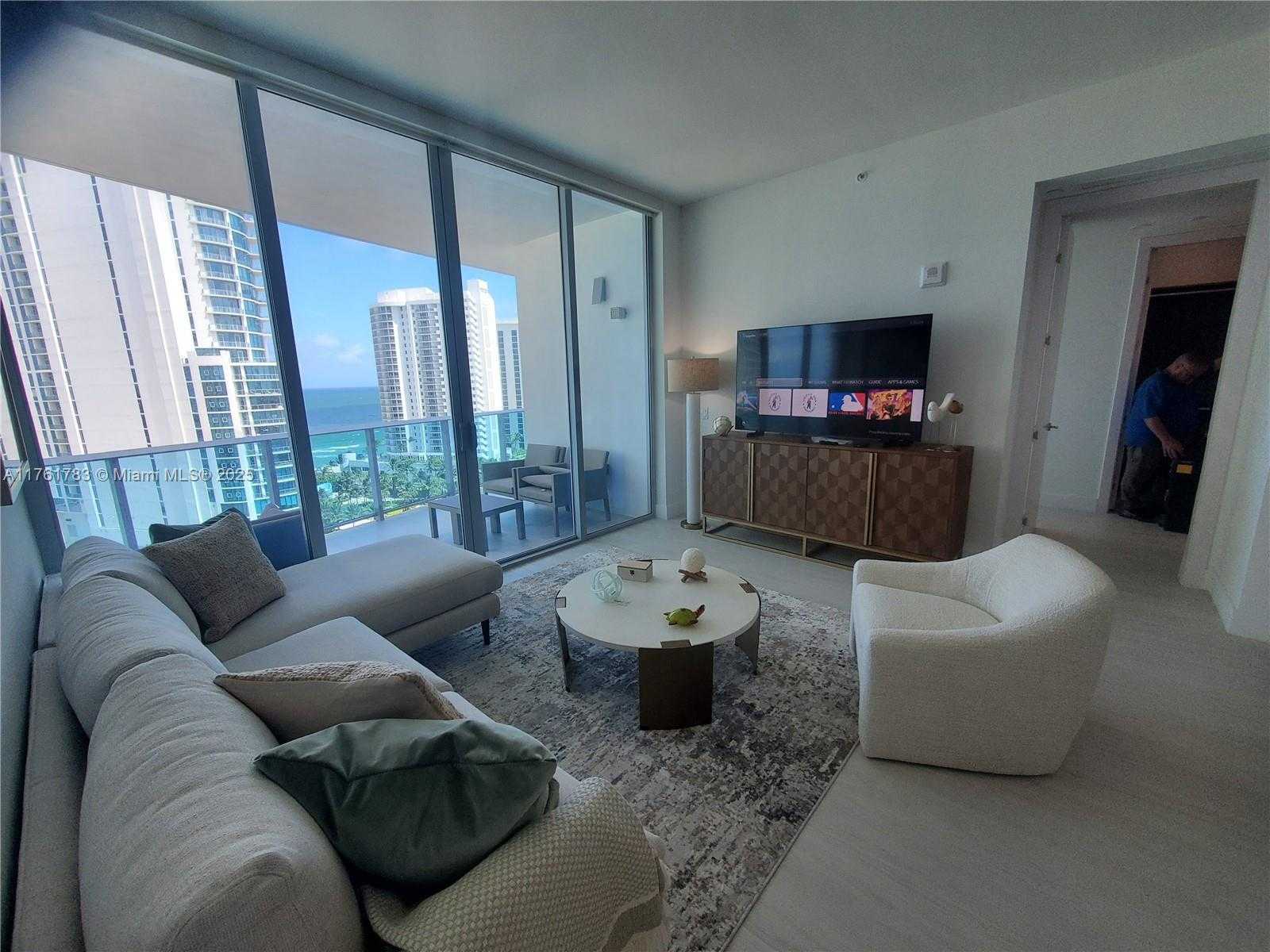 Small Image of 17550 COLLINS #1402, Sunny Isles Beach Number 4