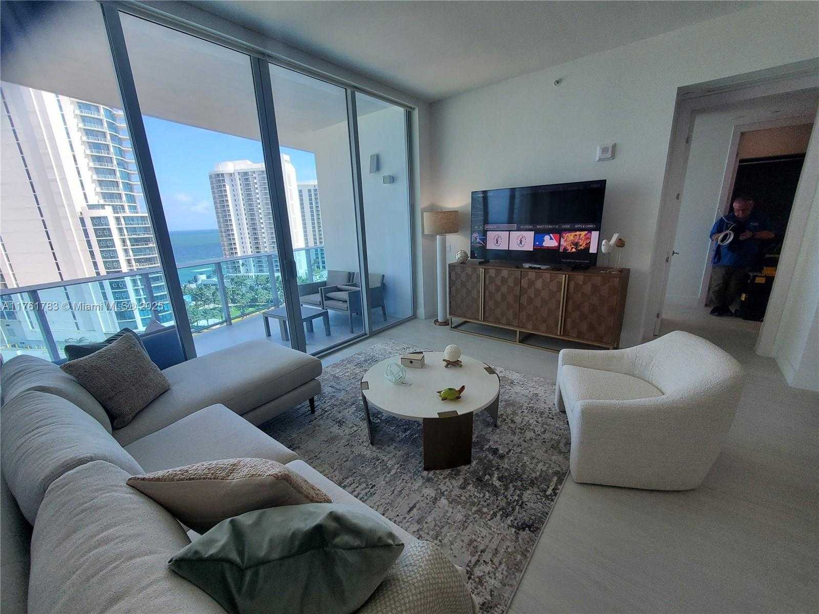 Small Image of 17550 COLLINS #1402, Sunny Isles Beach Number 5