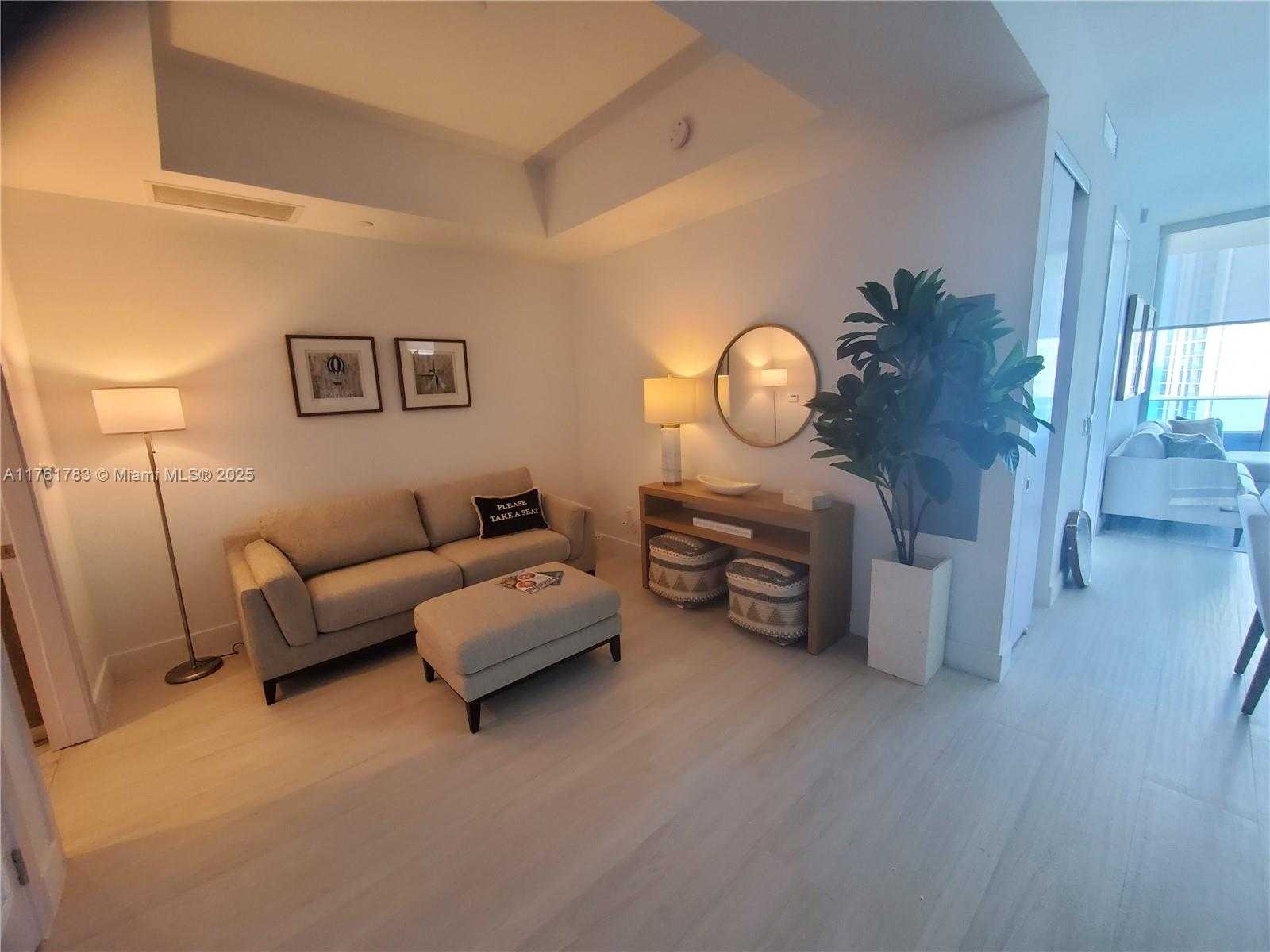 Small Image of 17550 COLLINS #1402, Sunny Isles Beach Number 6