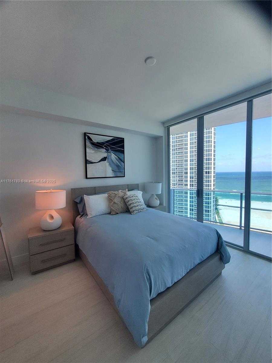 Small Image of 17550 COLLINS #1402, Sunny Isles Beach Number 7