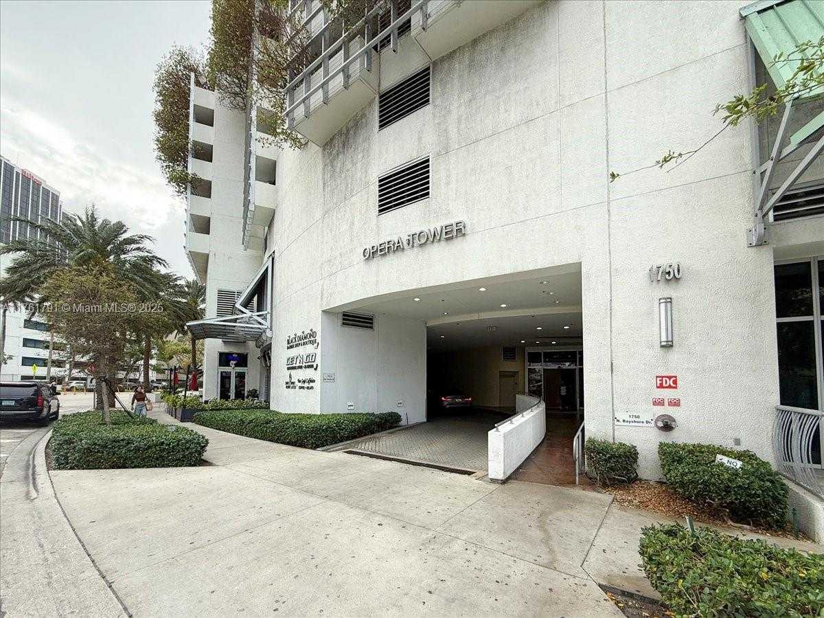 Small Image of 1750 NORTH BAYSHORE DR #4809, Miami Number 18