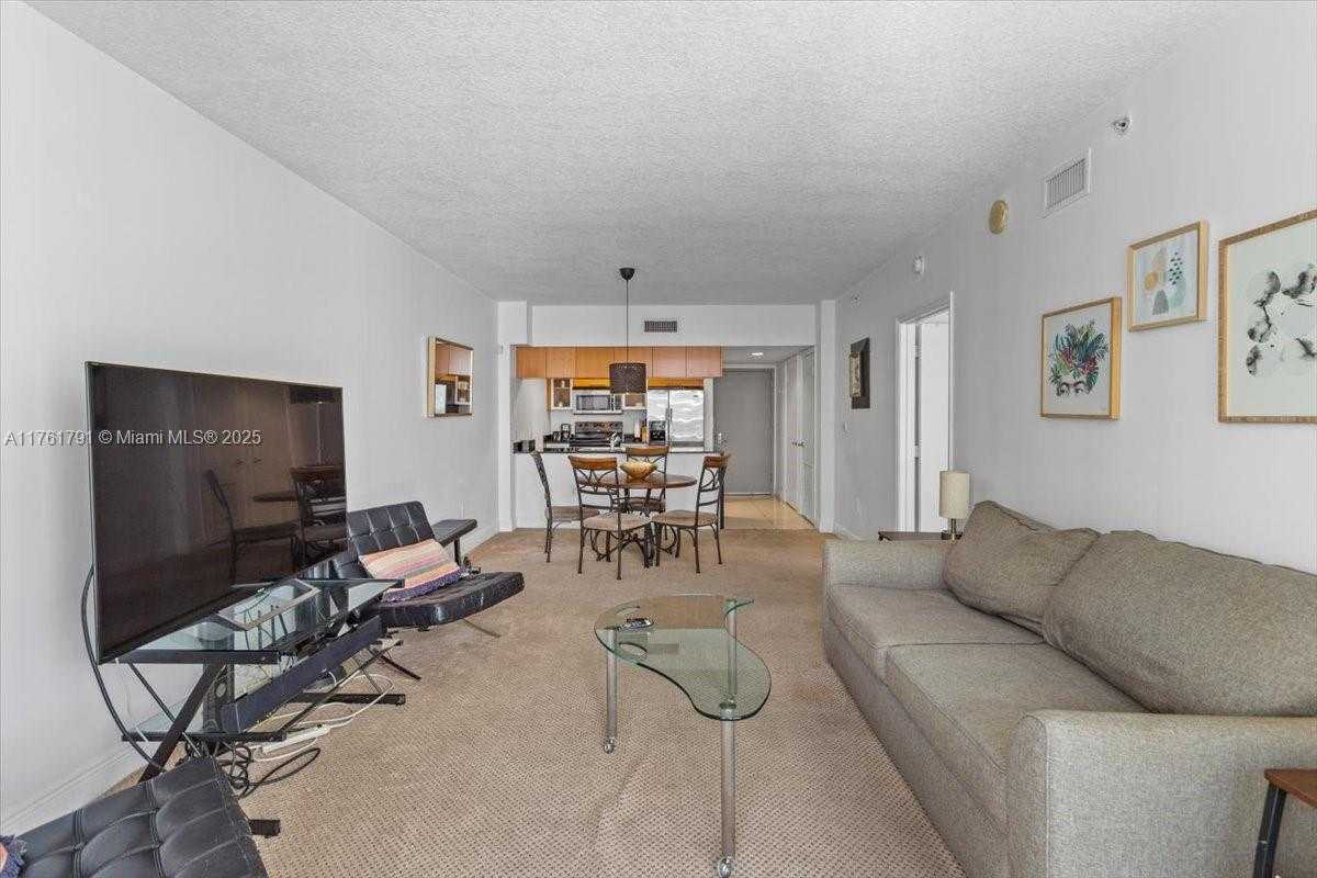 Small Image of 1750 NORTH BAYSHORE DR #4809, Miami Number 4