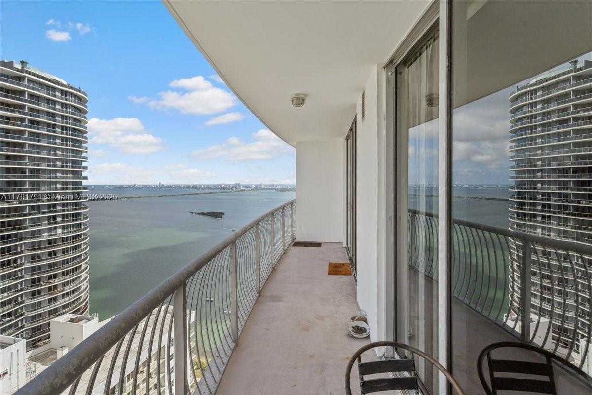 Small Image of 1750 NORTH BAYSHORE DR #4809, Miami Number 5