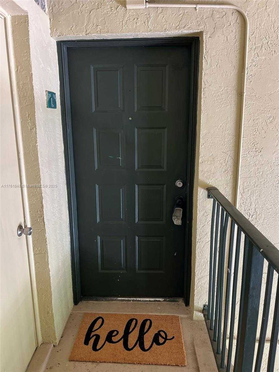 Small Image of 18328 NORTH WEST 68TH AVE #L, Hialeah Number 15