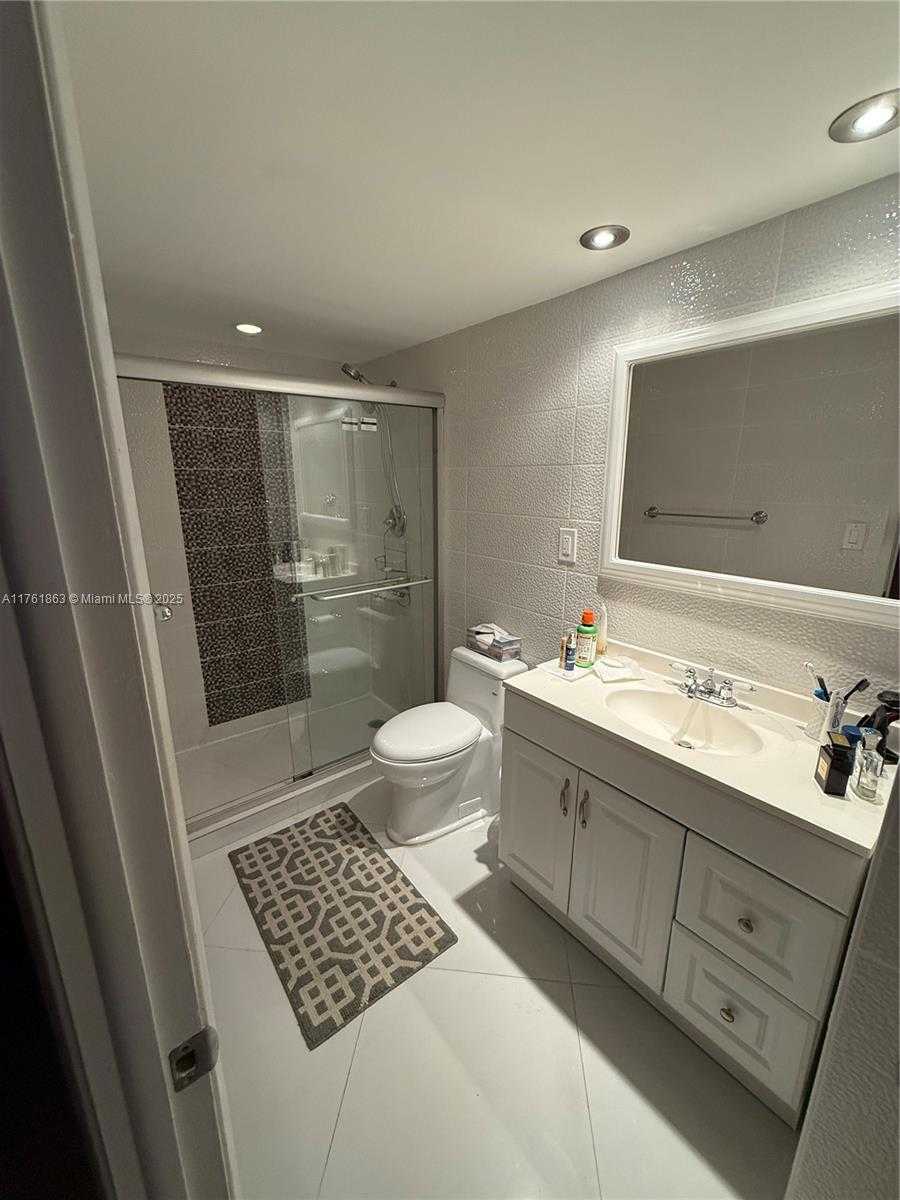 Small Image of 19380 COLLINS AVE #403, Sunny Isles Beach Number 17