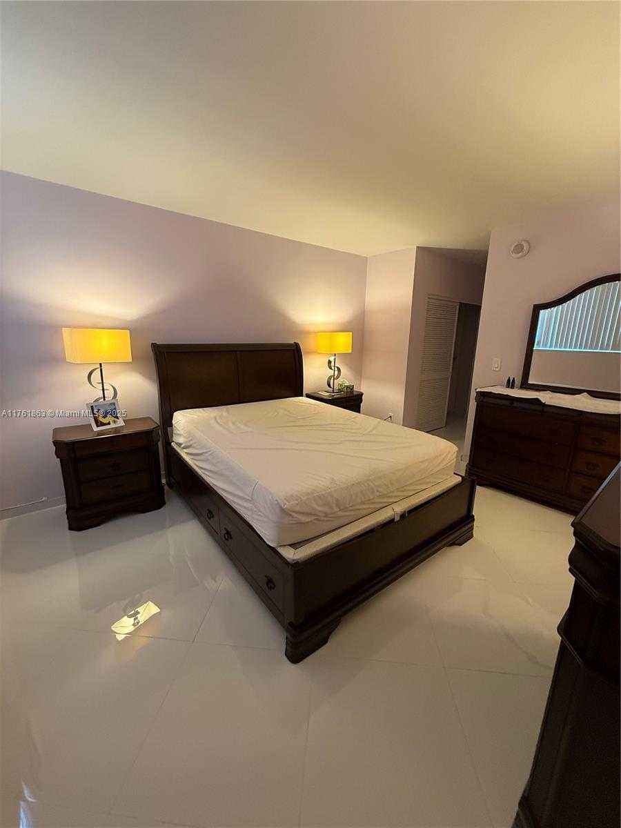 Small Image of 19380 COLLINS AVE #403, Sunny Isles Beach Number 24