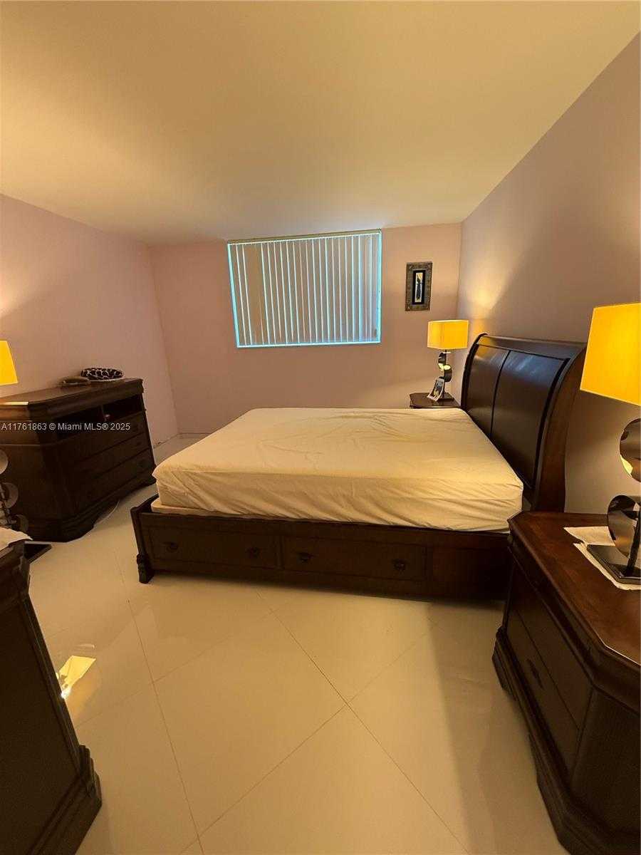 Small Image of 19380 COLLINS AVE #403, Sunny Isles Beach Number 26
