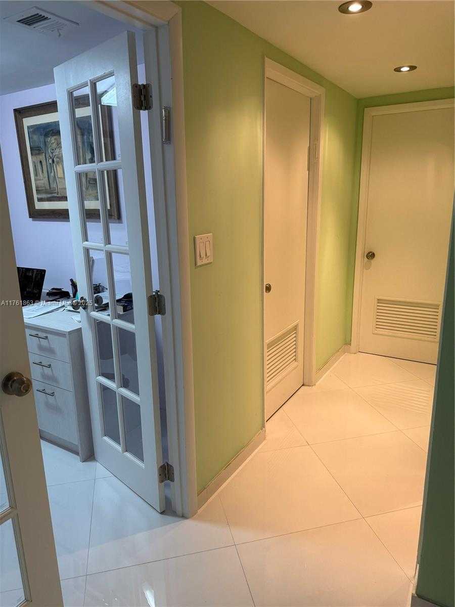 Small Image of 19380 COLLINS AVE #403, Sunny Isles Beach Number 9