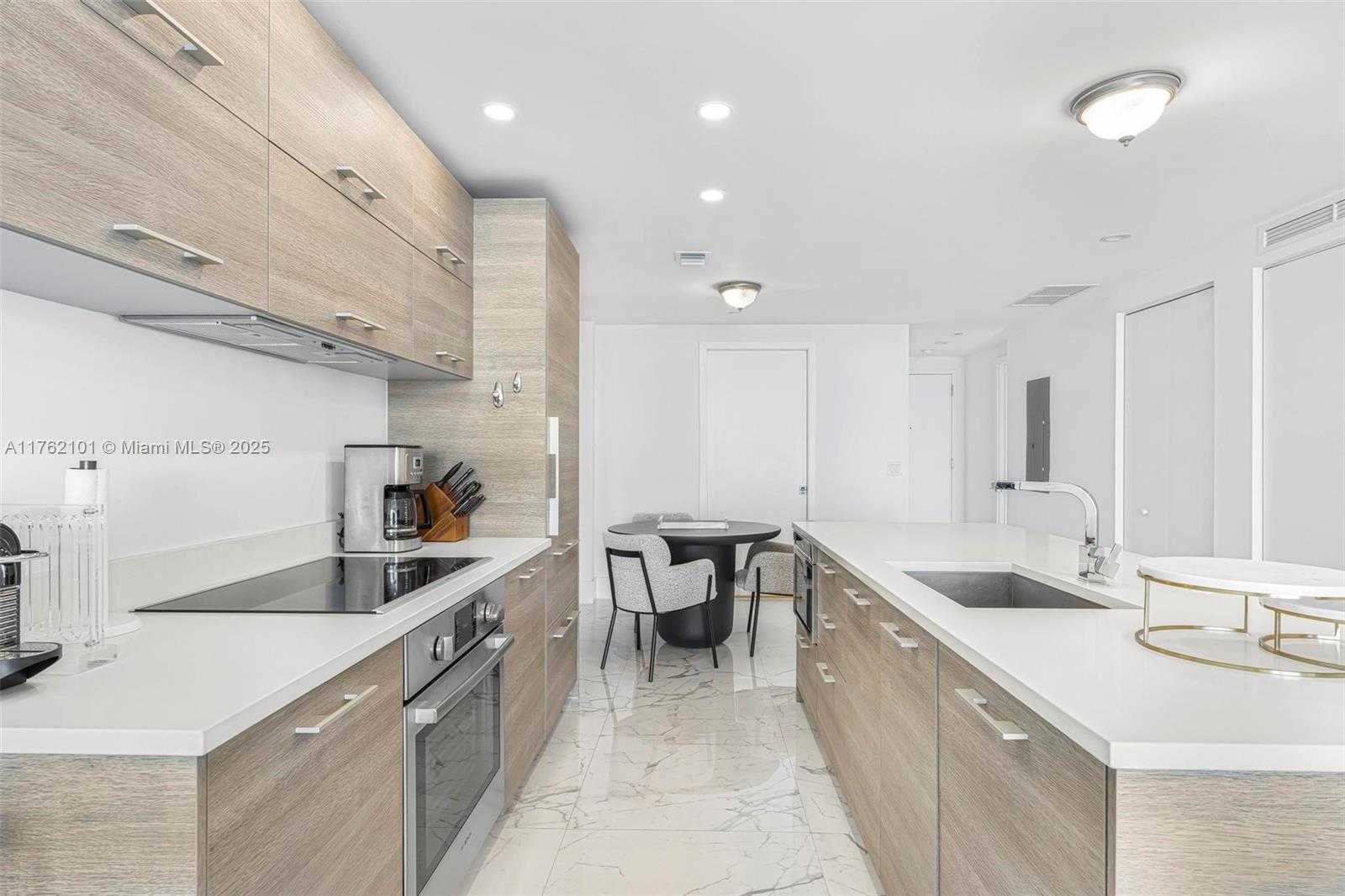 Small Image of 650 NORTH EAST 32ND ST #4903, Miami Number 11