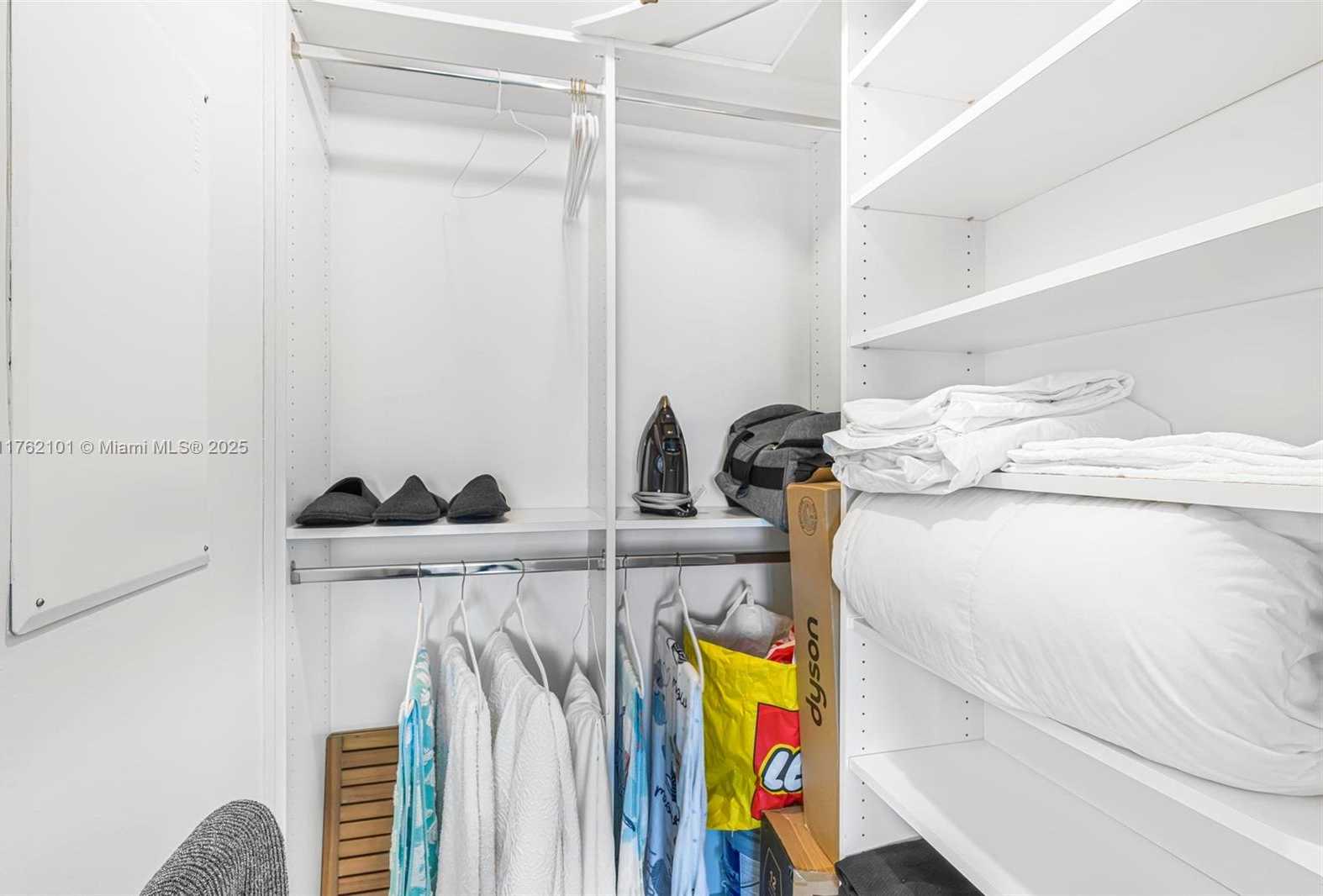 Small Image of 650 NORTH EAST 32ND ST #4903, Miami Number 24