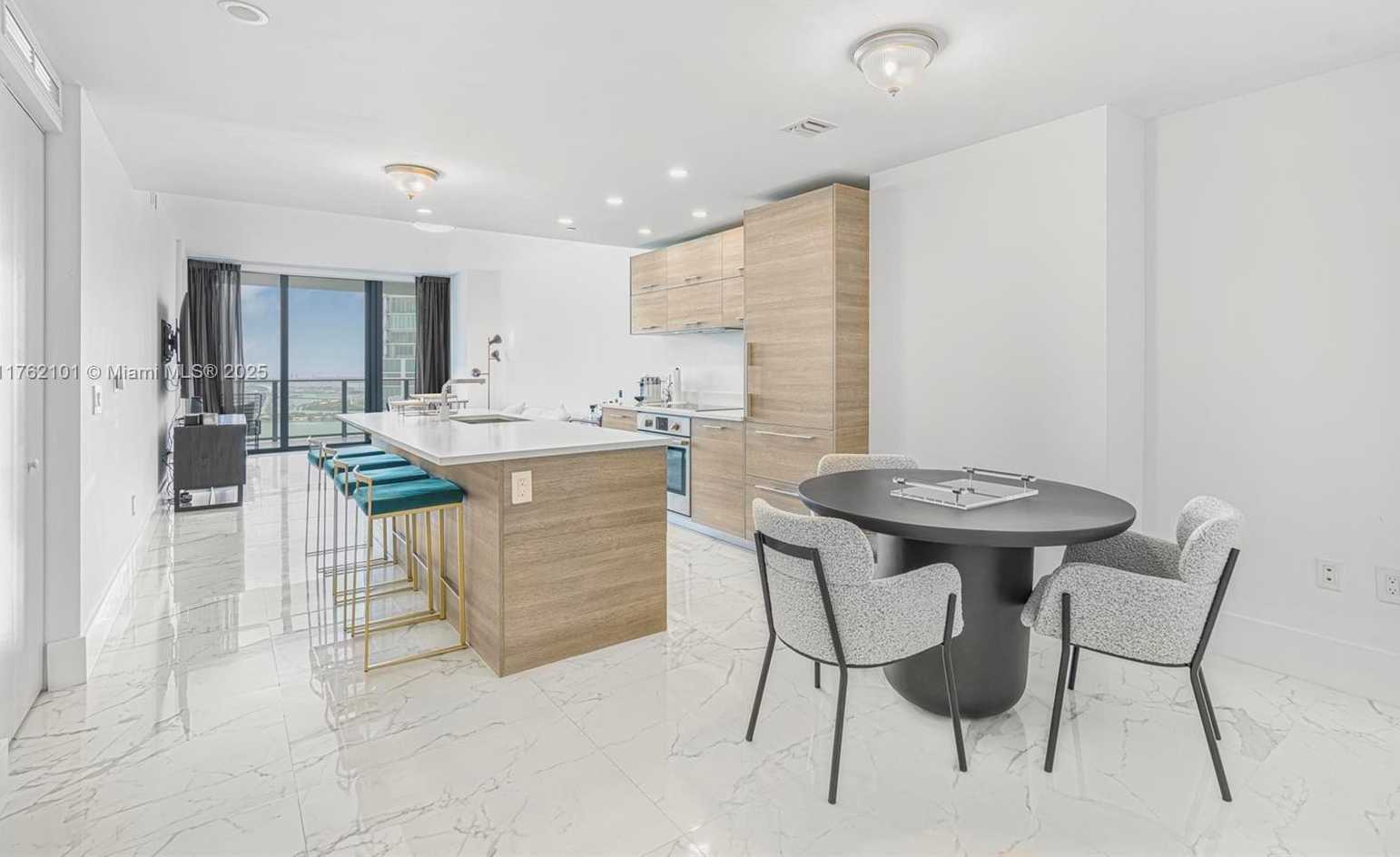 Small Image of 650 NORTH EAST 32ND ST #4903, Miami Number 5