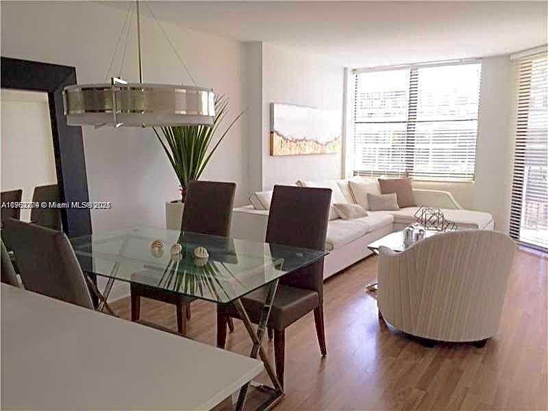 Small Image of 1901 BRICKELL AVE #B1804, Miami Number 2