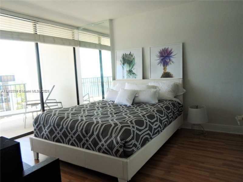 Small Image of 1901 BRICKELL AVE #B1804, Miami Number 8