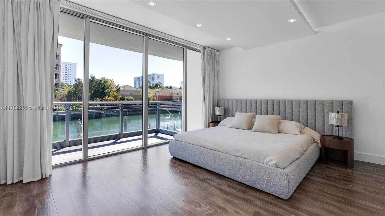 Small Image of 2950 NORTH EAST 188TH ST #115, Aventura Number 19