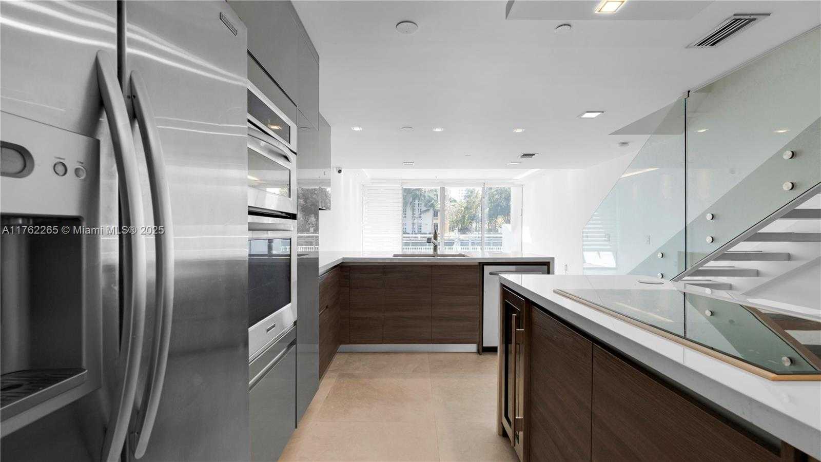 Small Image of 2950 NORTH EAST 188TH ST #115, Aventura Number 6