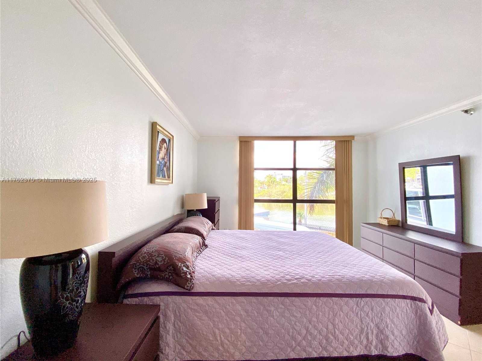 Small Image of 20505 EAST COUNTRY CLUB DR #233, Aventura Number 13